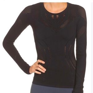 Alo yoga black long sleeve mesh top